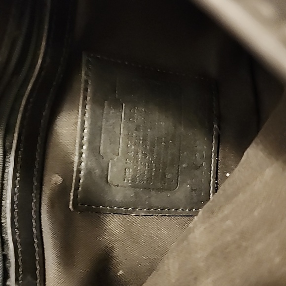 VINTAGE COACH HANDBAG - Picture 3 of 3